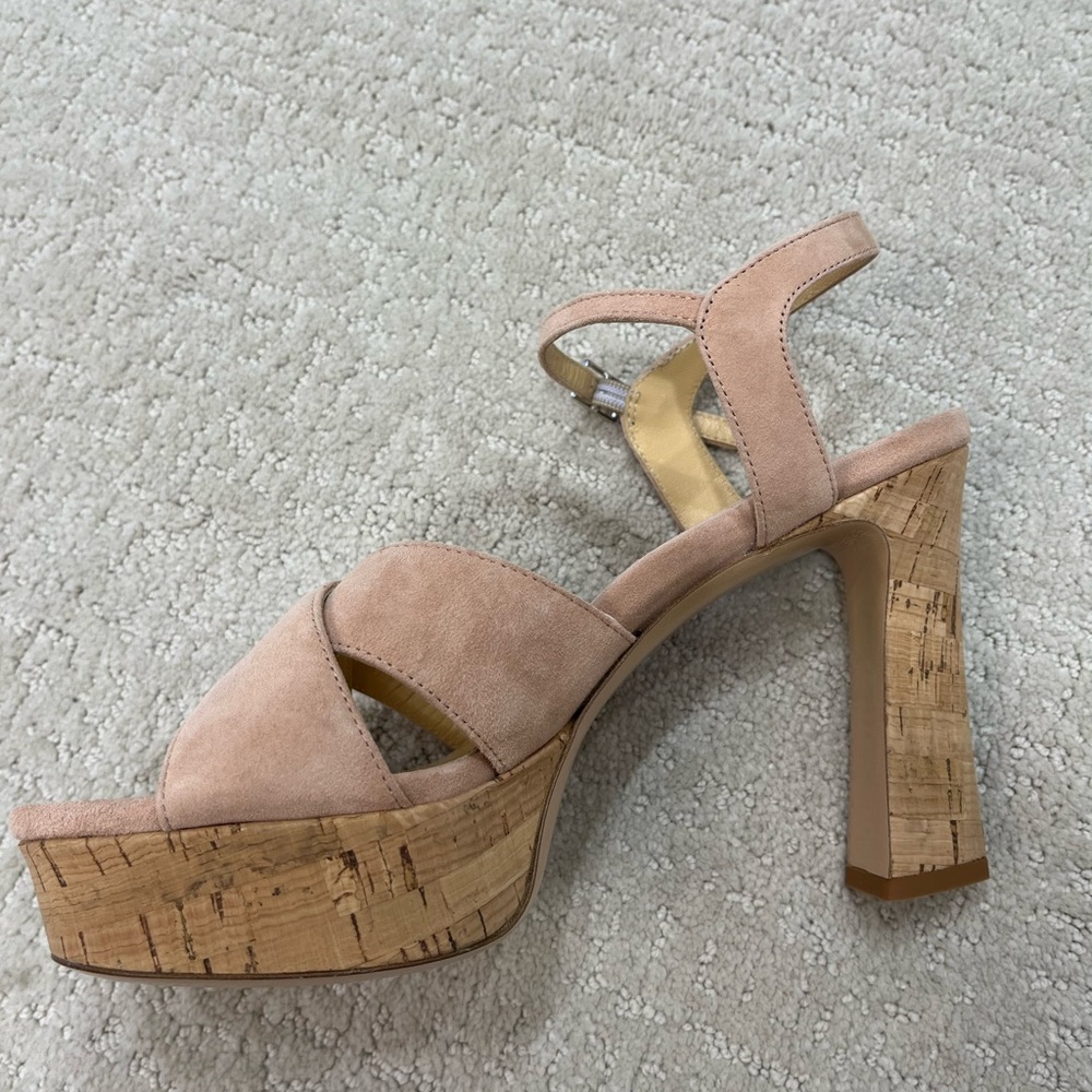 Chic Suede Platform Sandals - Picture 3 of 5